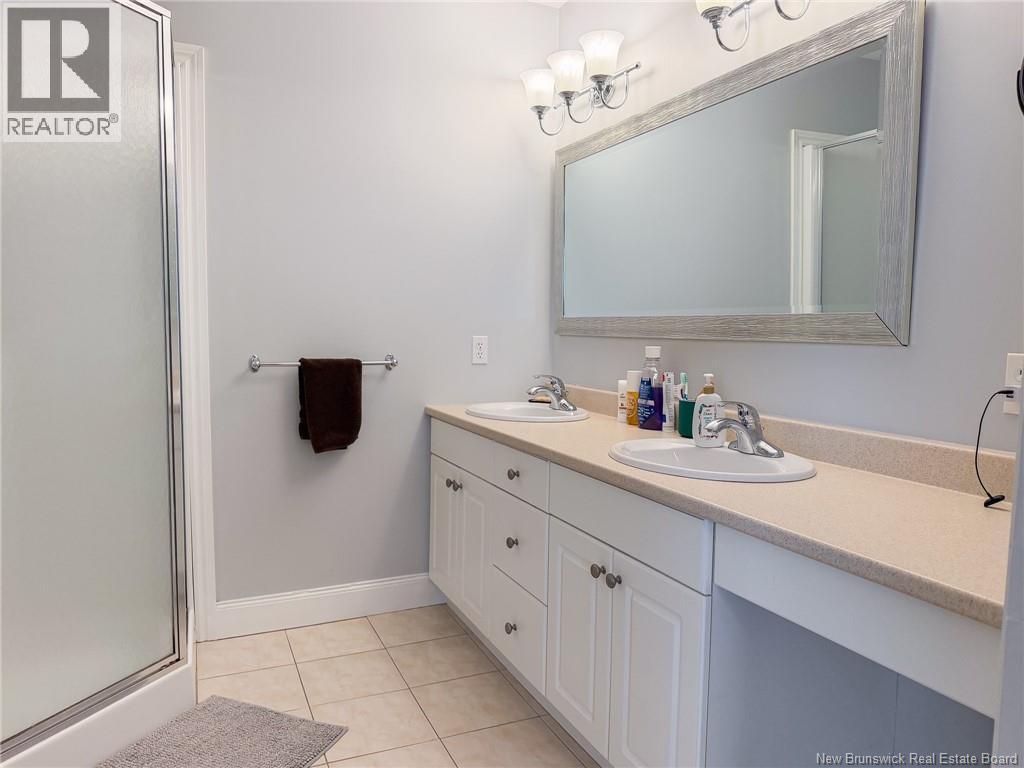 44 Brown Boulevard Unit# 2f Property Photo 25