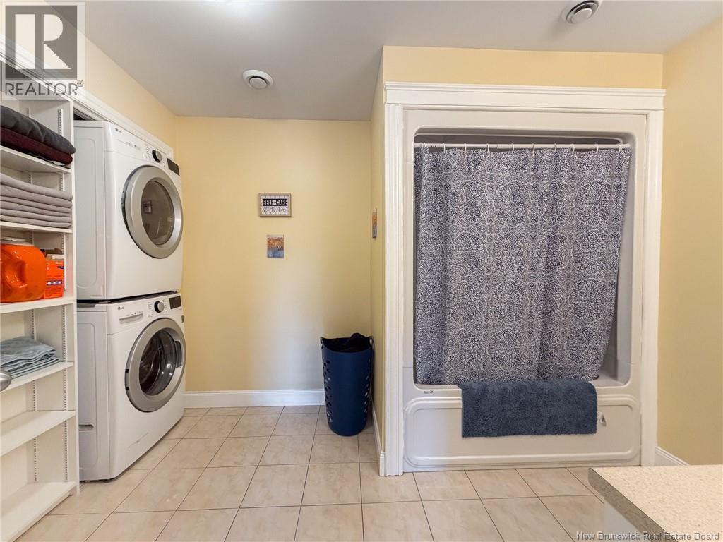 44 Brown Boulevard Unit# 2f Property Photo 31