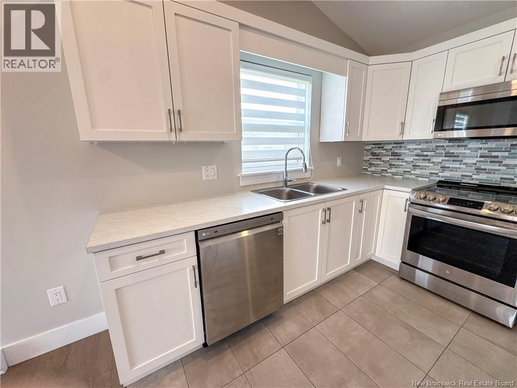 35 Anastasia Crescent Property Photo 20