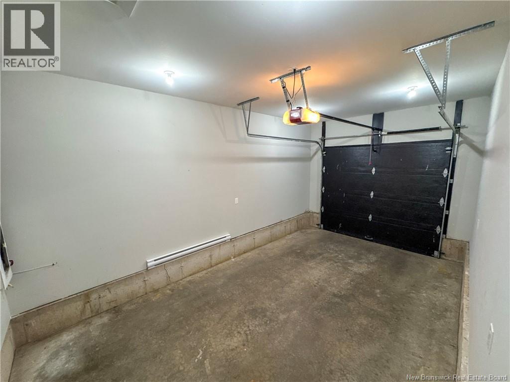 35 Anastasia Crescent Property Photo 29