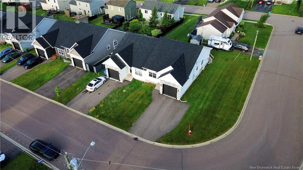 35 Anastasia Crescent Property Photo 41