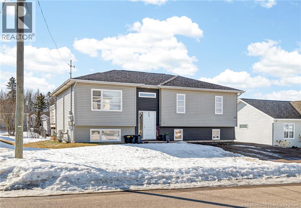 95 Doiron Street Property Photo 3