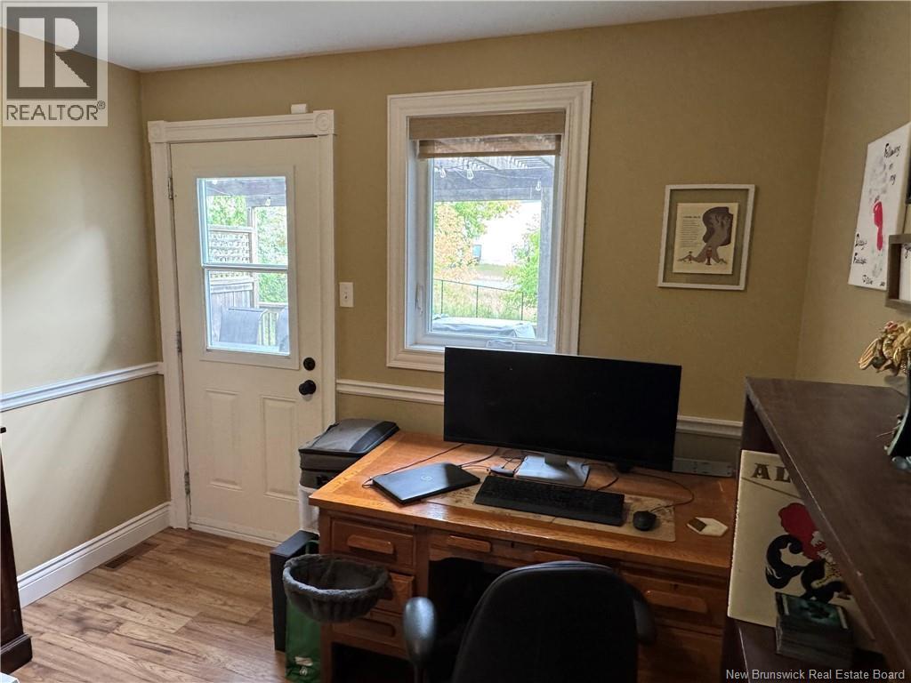 164 Houlton St Property Photo 37