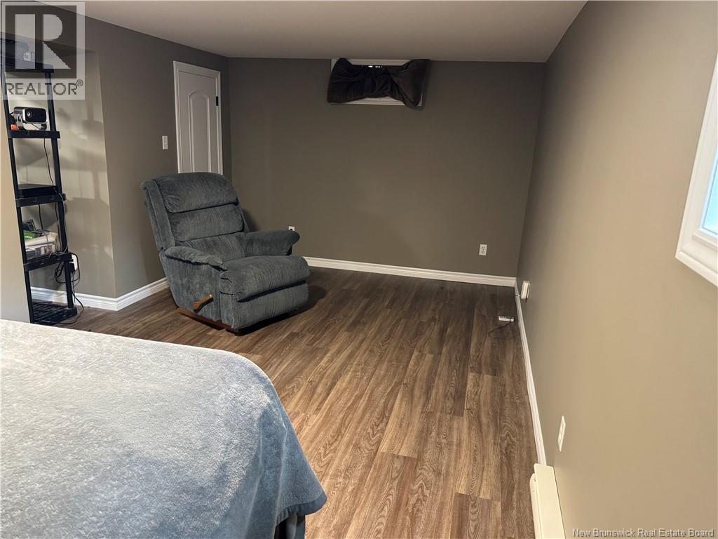 164 Houlton St Property Photo 41
