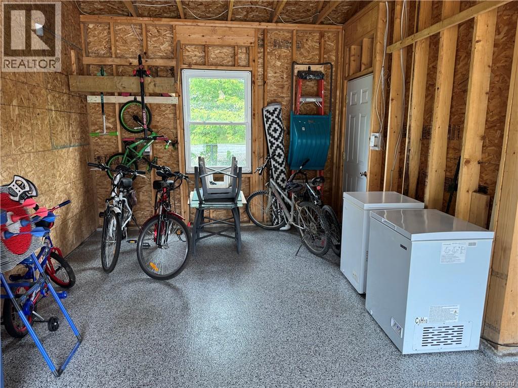 164 Houlton St Property Photo 45