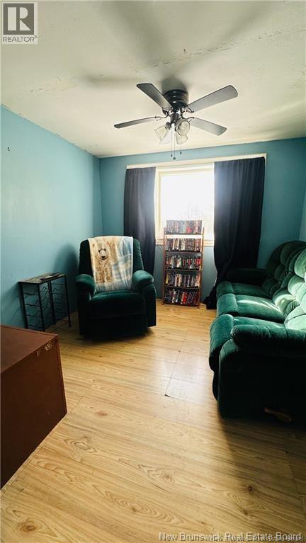 10001 105 Route Property Photo 15
