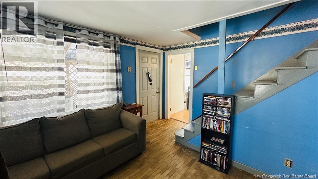 10001 105 Route Property Photo 23