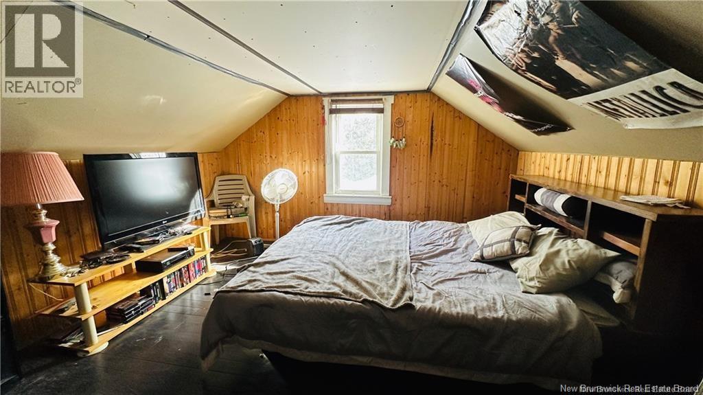 10001 105 Route Property Photo 26