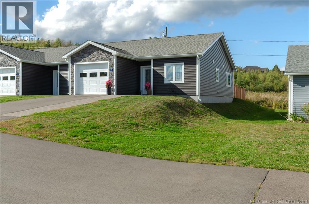 32 King Fisher Lane Property Photo 1