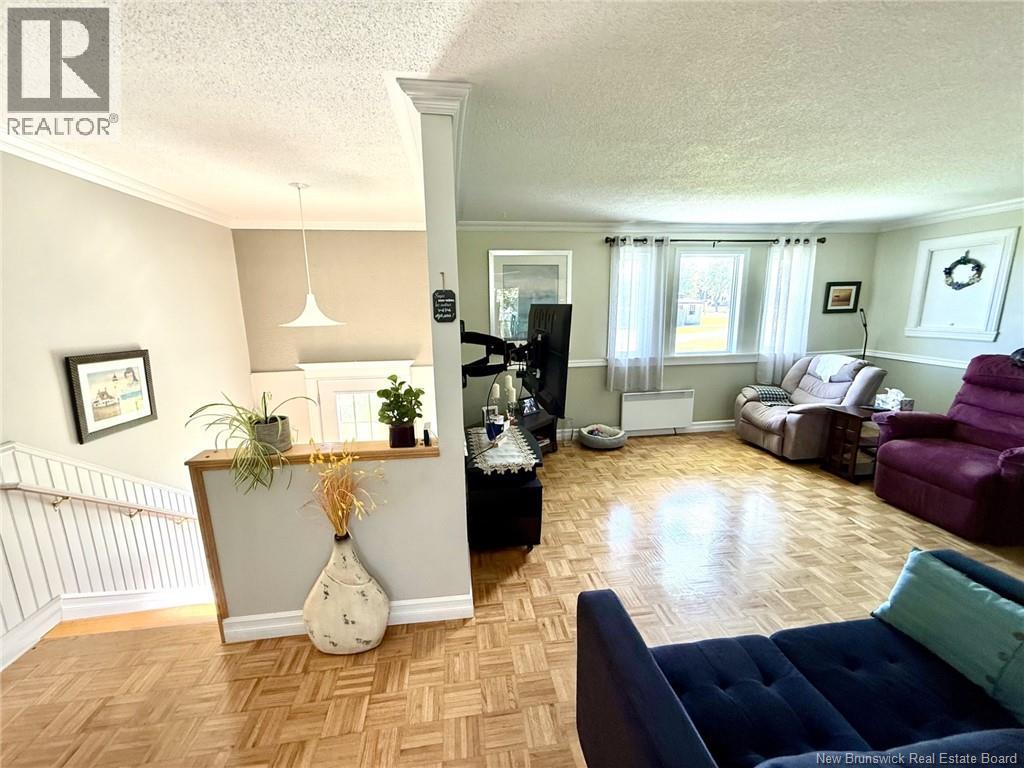 8203 Rue St-paul Property Photo 24