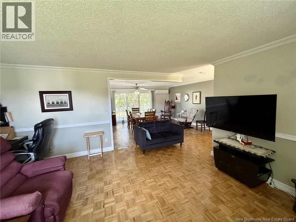 8203 Rue St-paul Property Photo 26