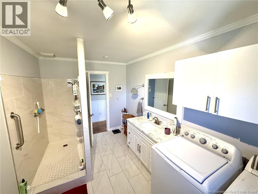 8203 Rue St-paul Property Photo 28