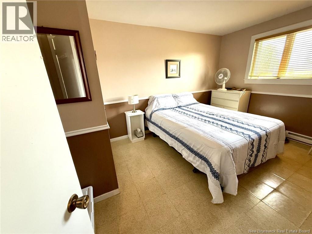 8203 Rue St-paul Property Photo 33