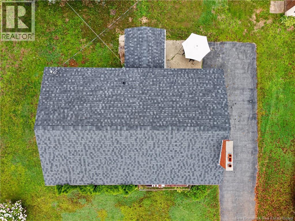 103 Century Drive Property Photo 4