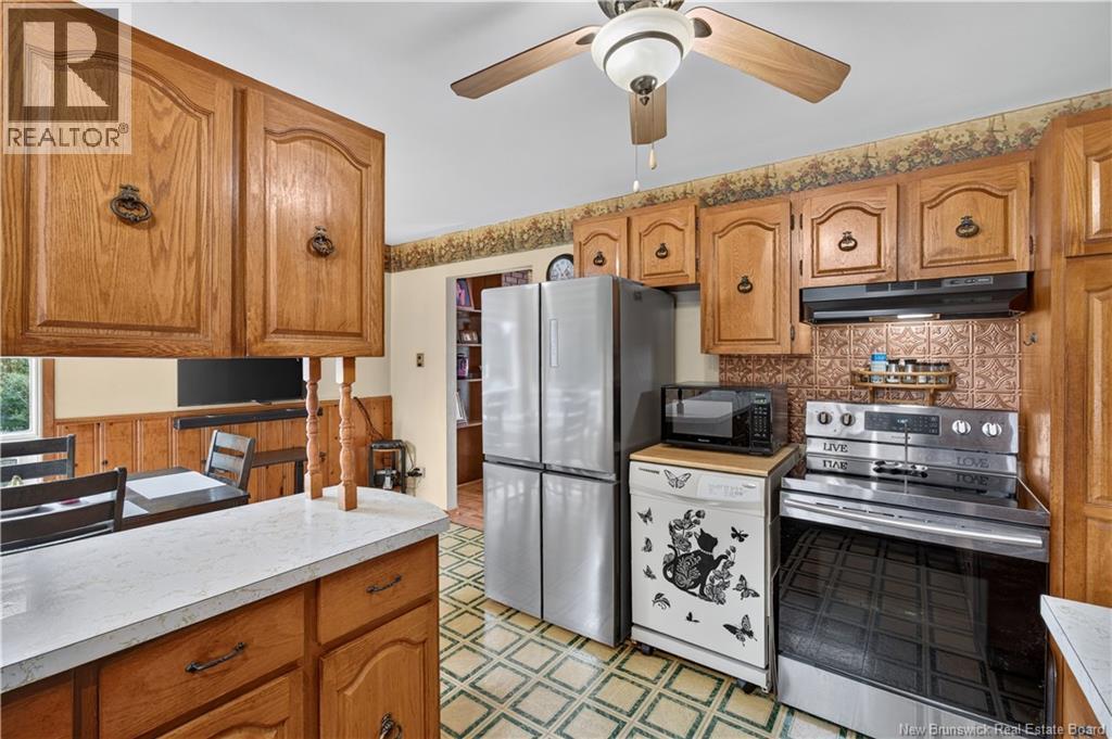 103 Century Drive Property Photo 8