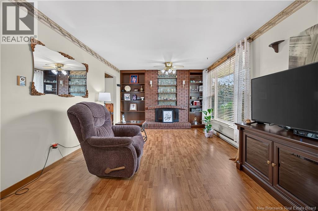 103 Century Drive Property Photo 9