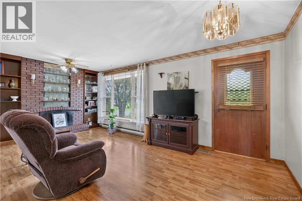 103 Century Drive Property Photo 13