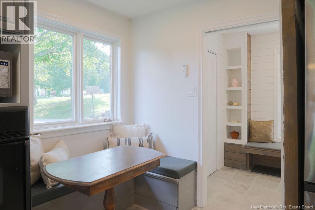 611 Darlings Island Property Photo 8
