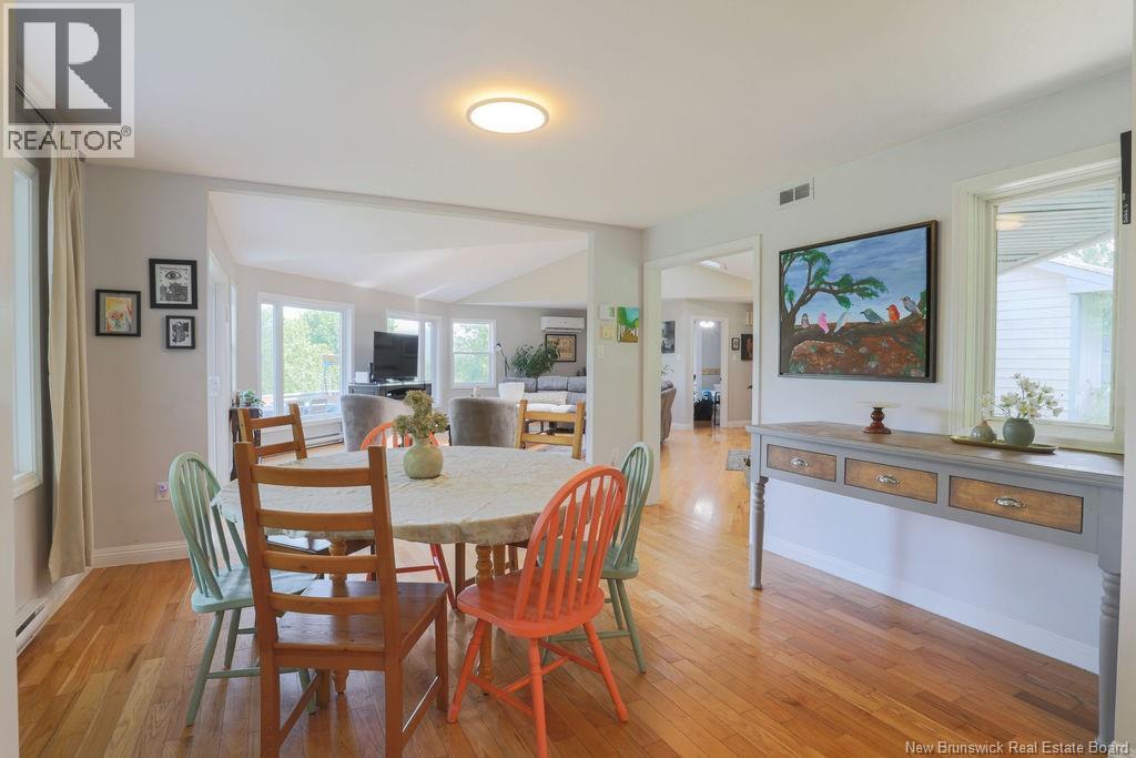 611 Darlings Island Property Photo 9