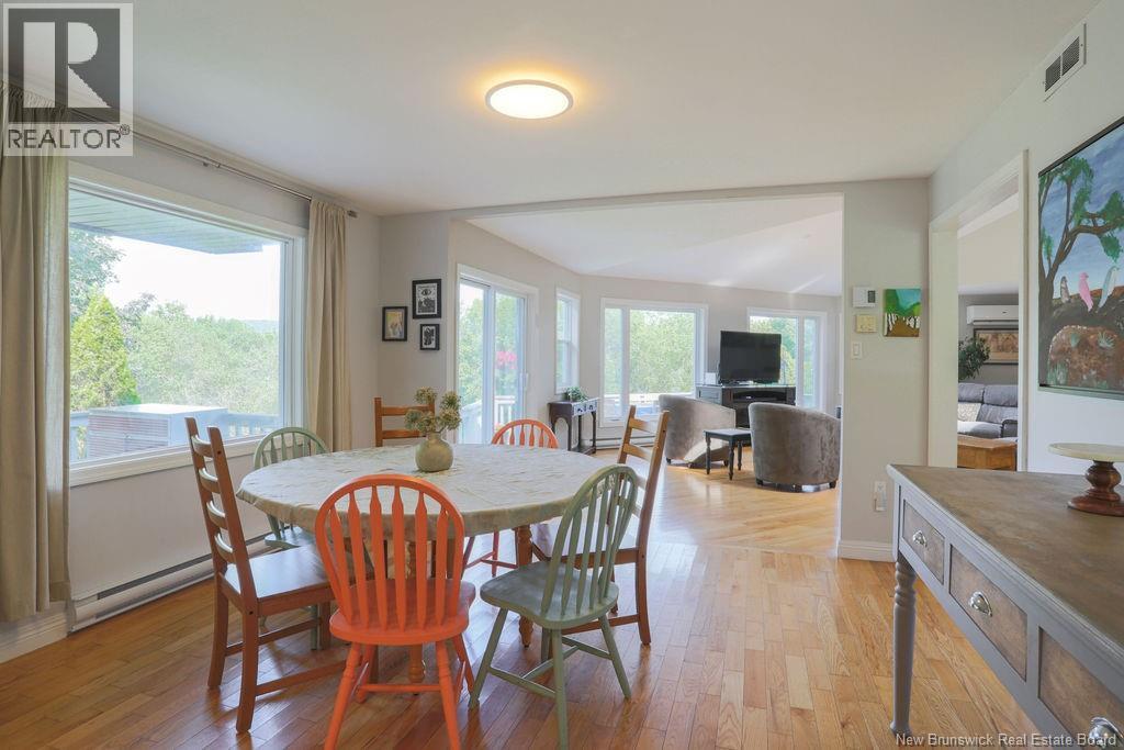 611 Darlings Island Property Photo 10