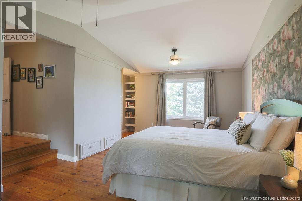 611 Darlings Island Property Photo 19