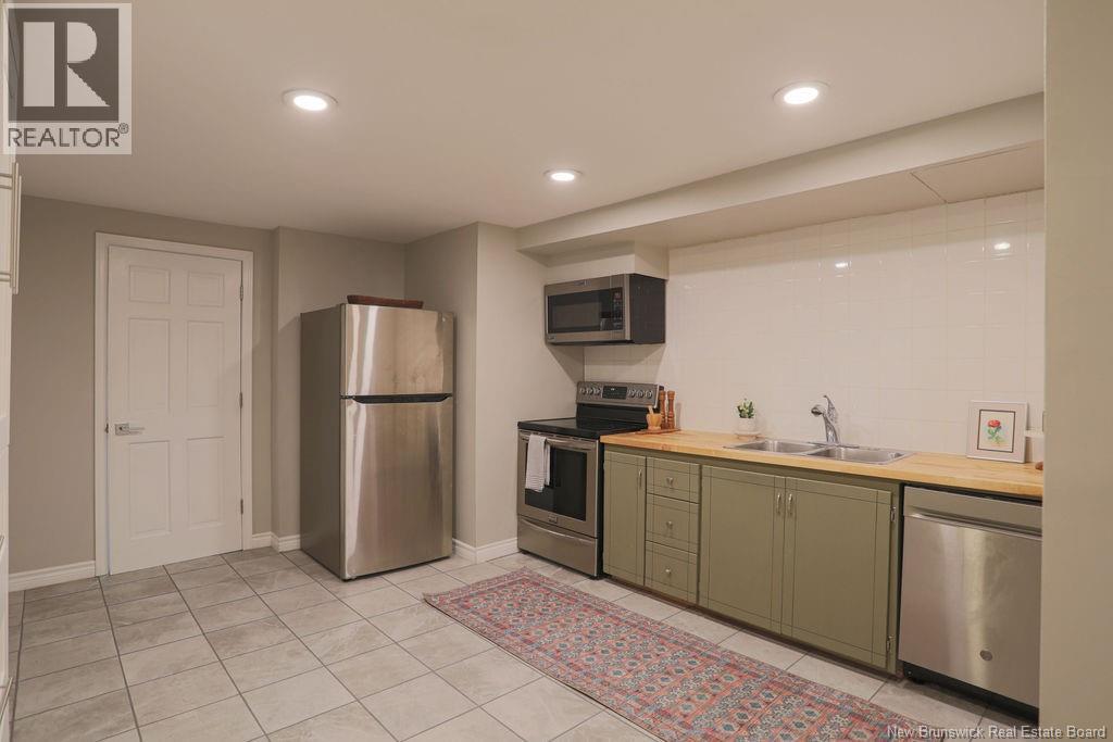 611 Darlings Island Property Photo 35