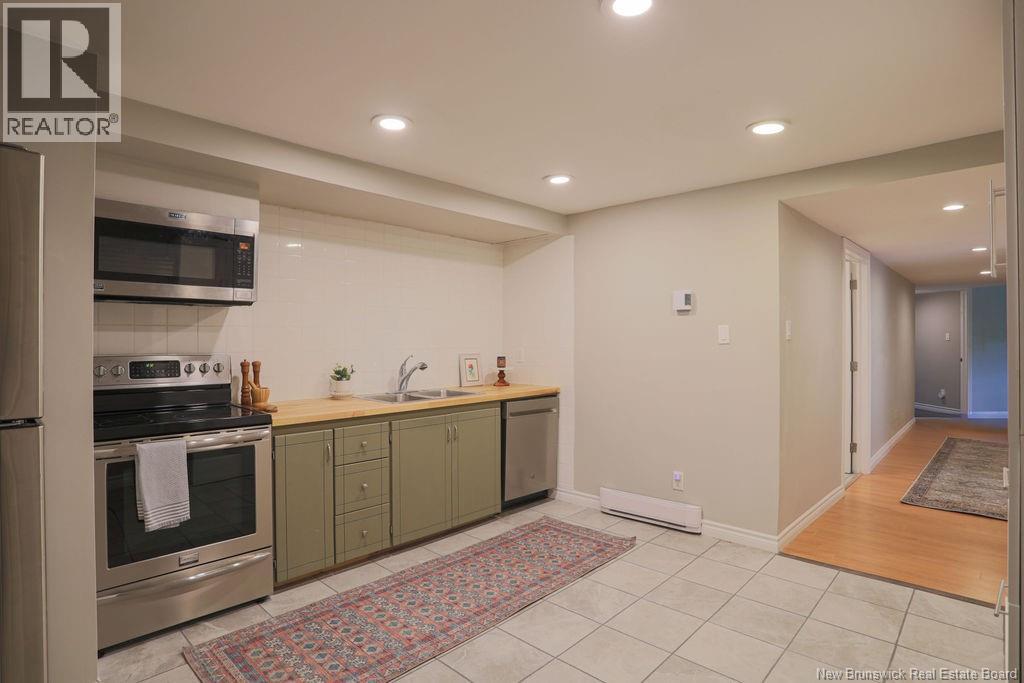 611 Darlings Island Property Photo 36
