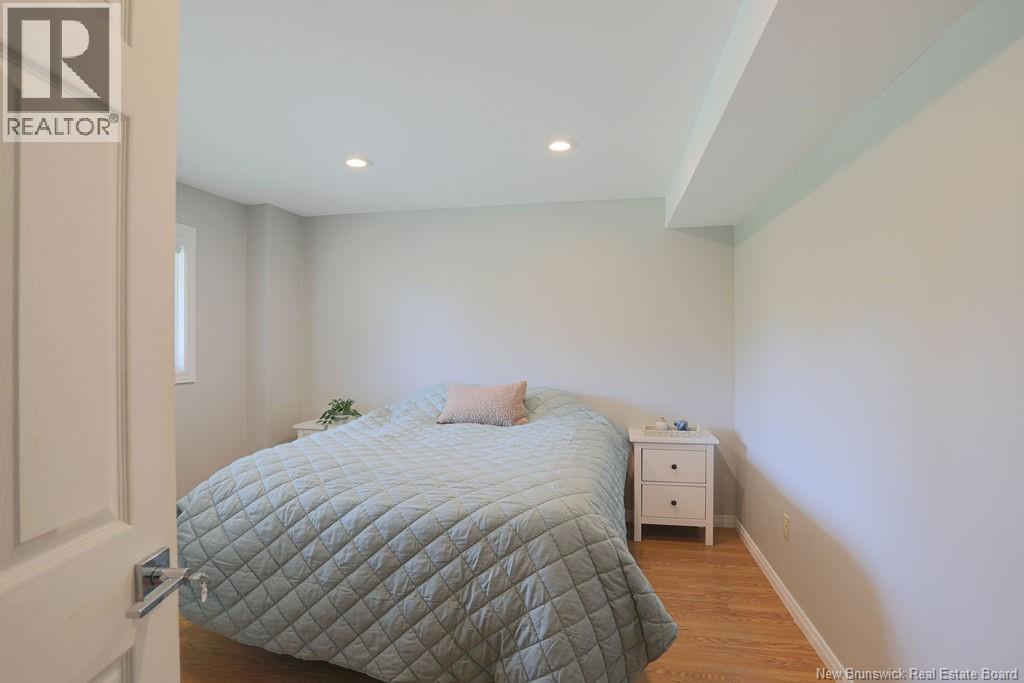 611 Darlings Island Property Photo 38