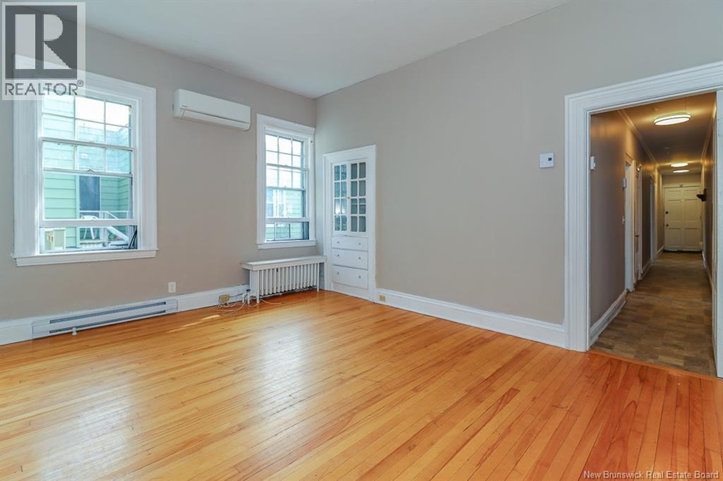 80 Duke Street Property Photo 11