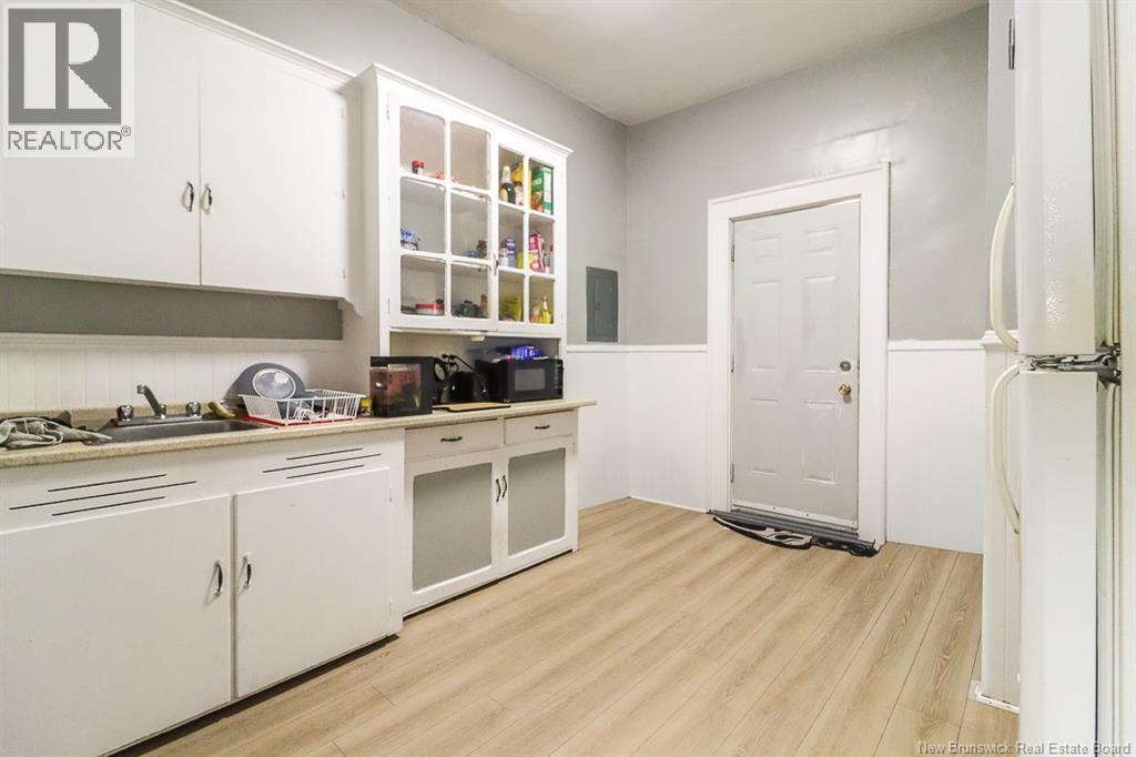 80 Duke Street Property Photo 18