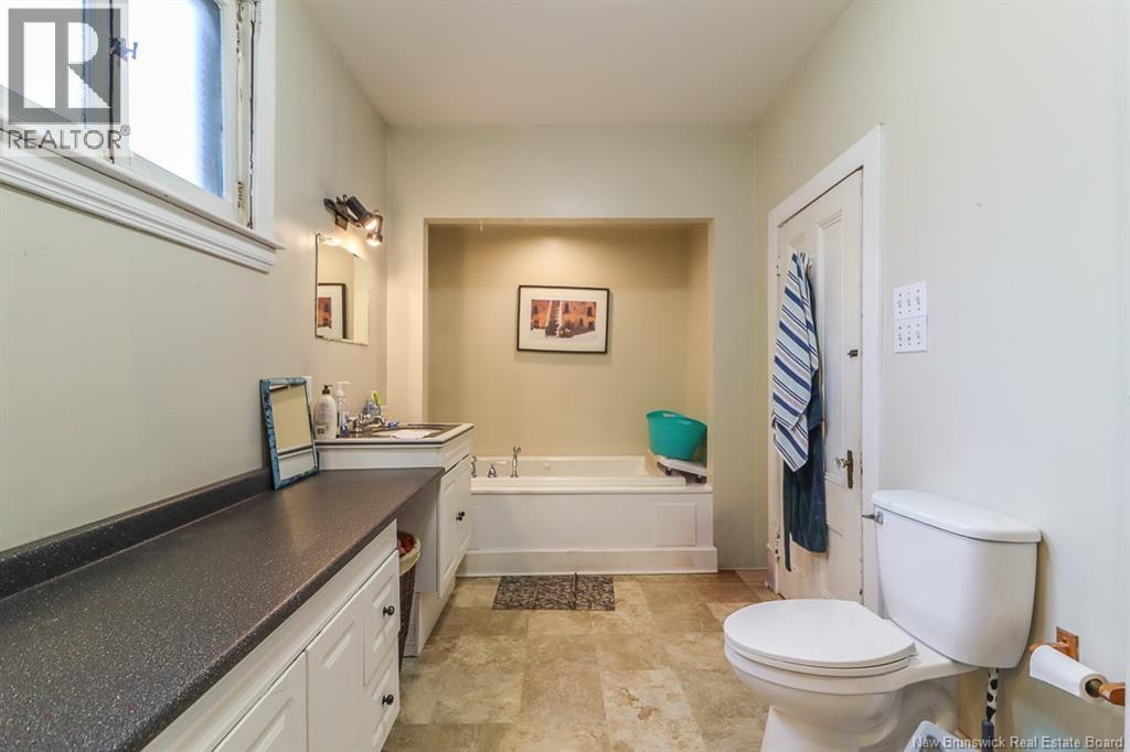 80 Duke Street Property Photo 29