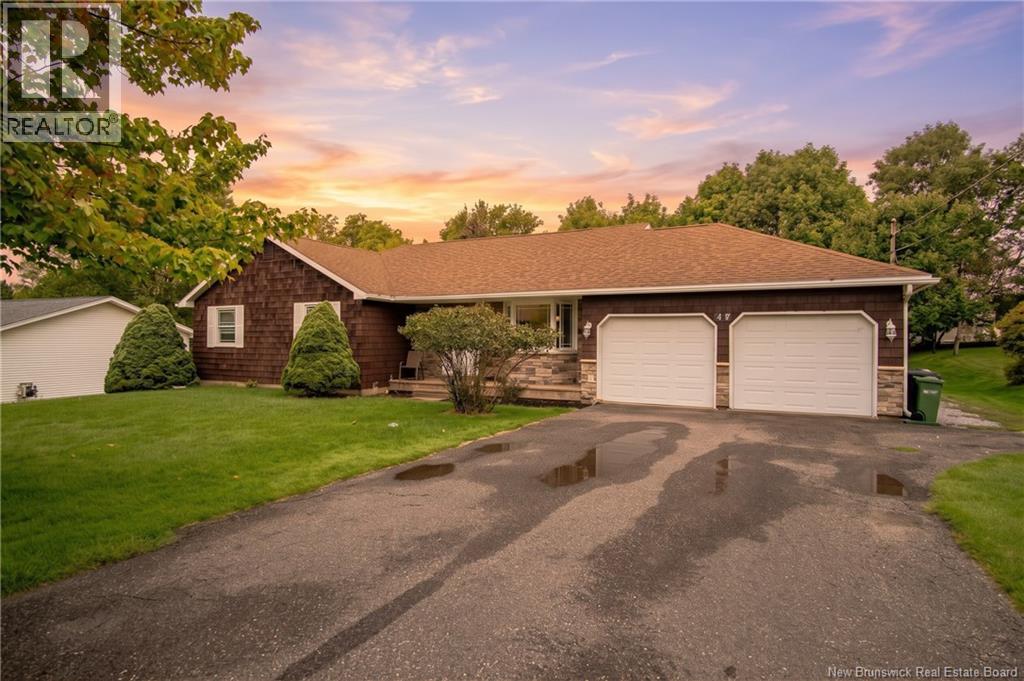17 Lionel Drive Property Photo 2