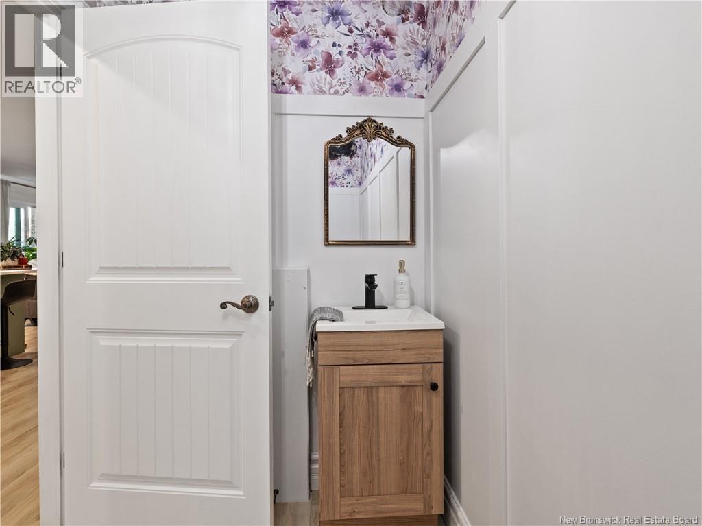 98 Pleasant Unit 202 Property Photo 21