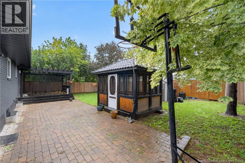 64 Athlone Avenue Property Photo 7