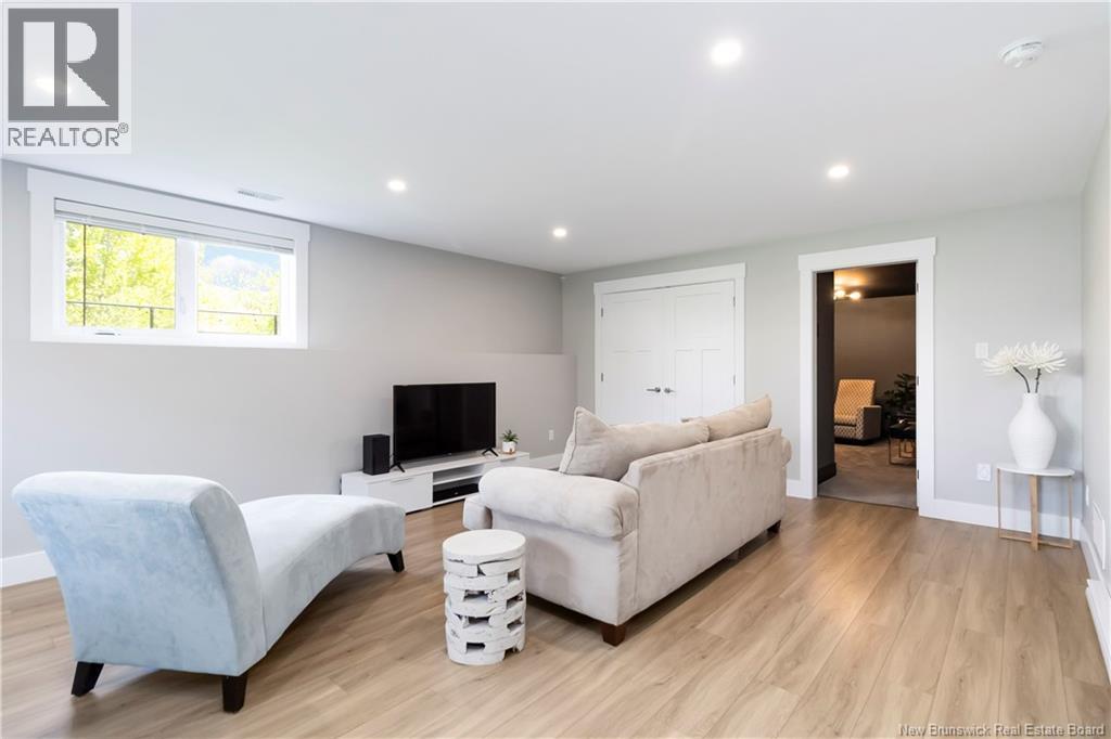 455 Danois Court Property Photo 32