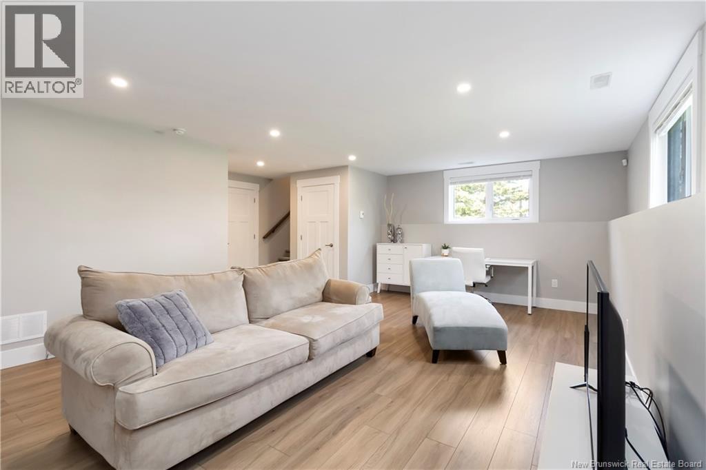 455 Danois Court Property Photo 33