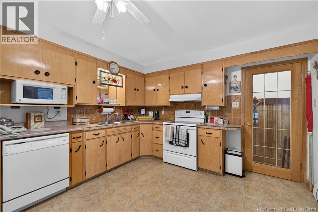 25 Poirier Property Photo 15