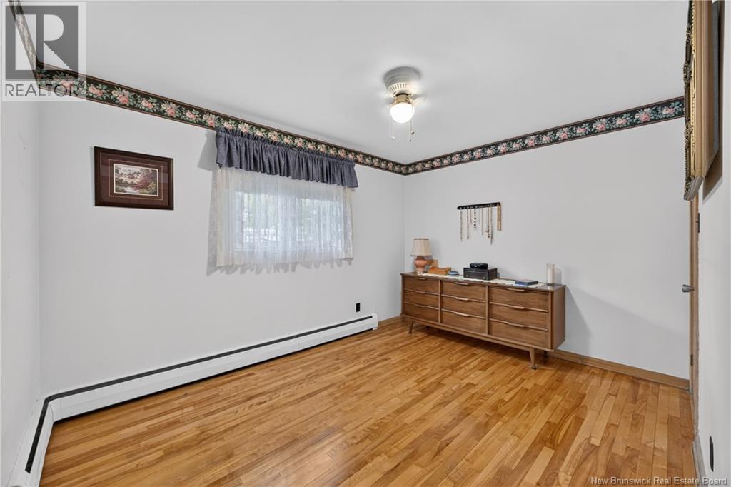 25 Poirier Property Photo 18