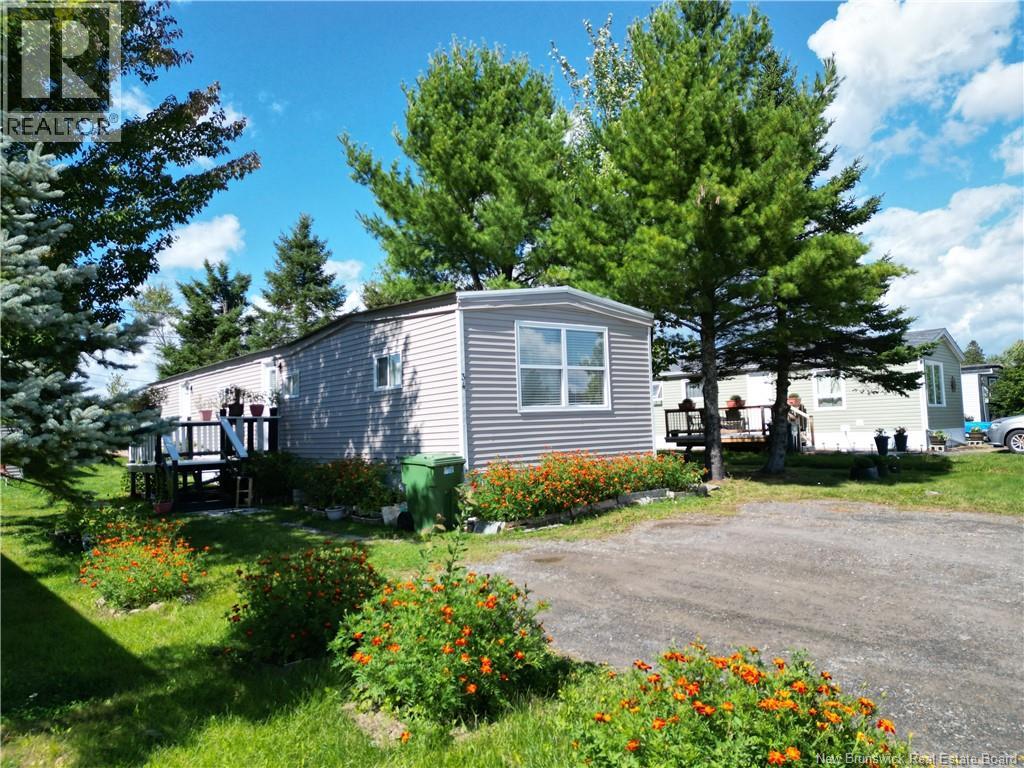 34 Leafwood Crescent Property Photo 1