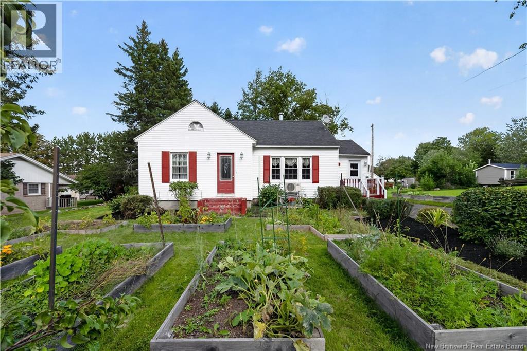 6 Spring Street Property Photo 1