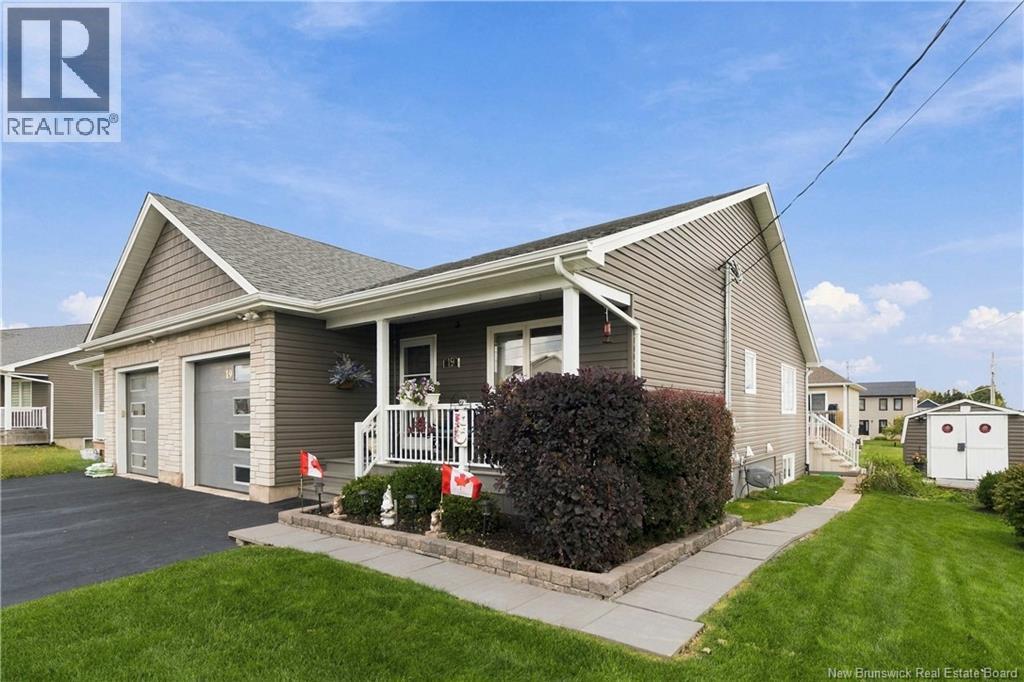 19 Satleville Crescent Property Photo 2