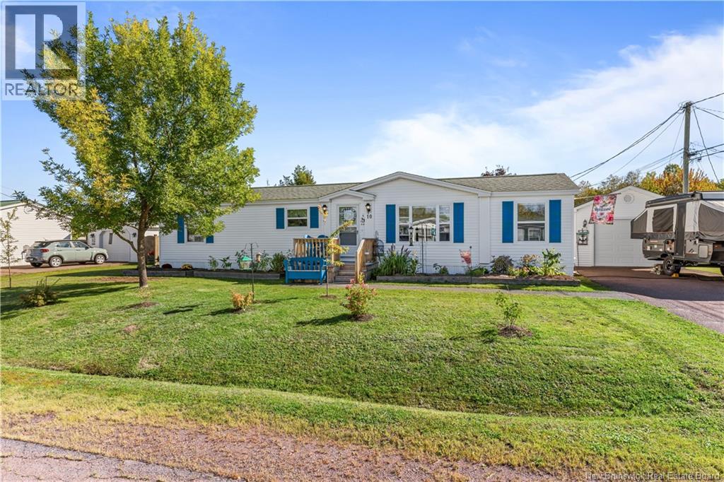 10 Peridot Street Property Photo 1