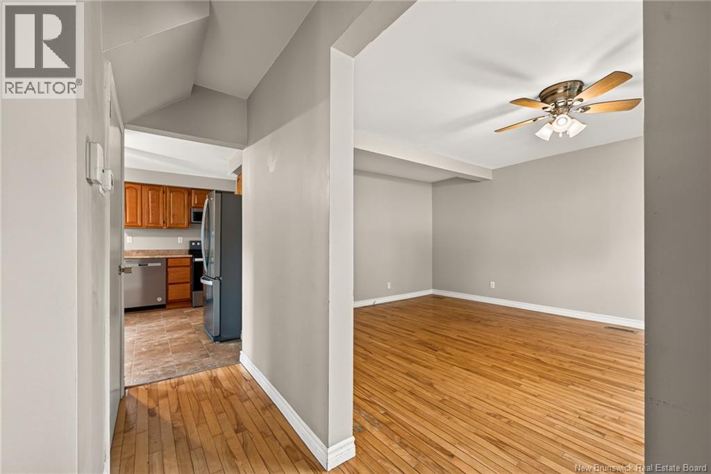 210 Broadway Street Property Photo 8