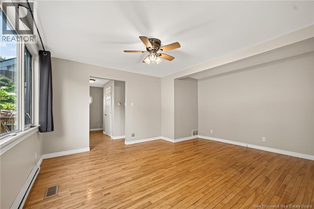 210 Broadway Street Property Photo 11
