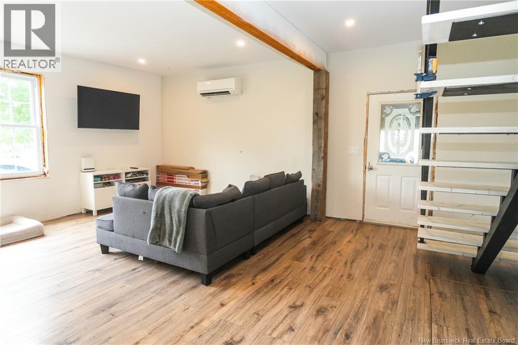 9 Tilley Street Property Photo 14