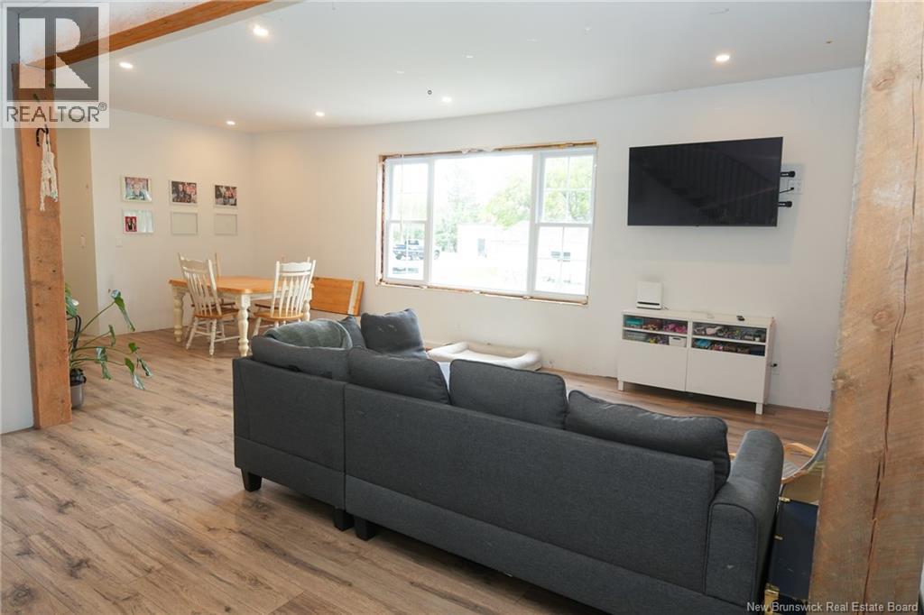 9 Tilley Street Property Photo 20