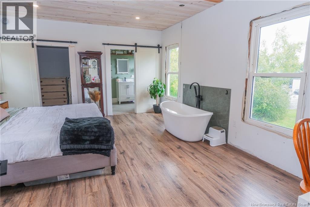9 Tilley Street Property Photo 24