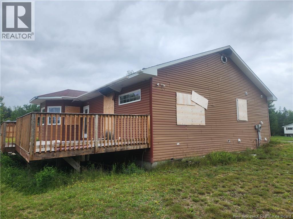 15 Cedar Circle Road Property Photo 4