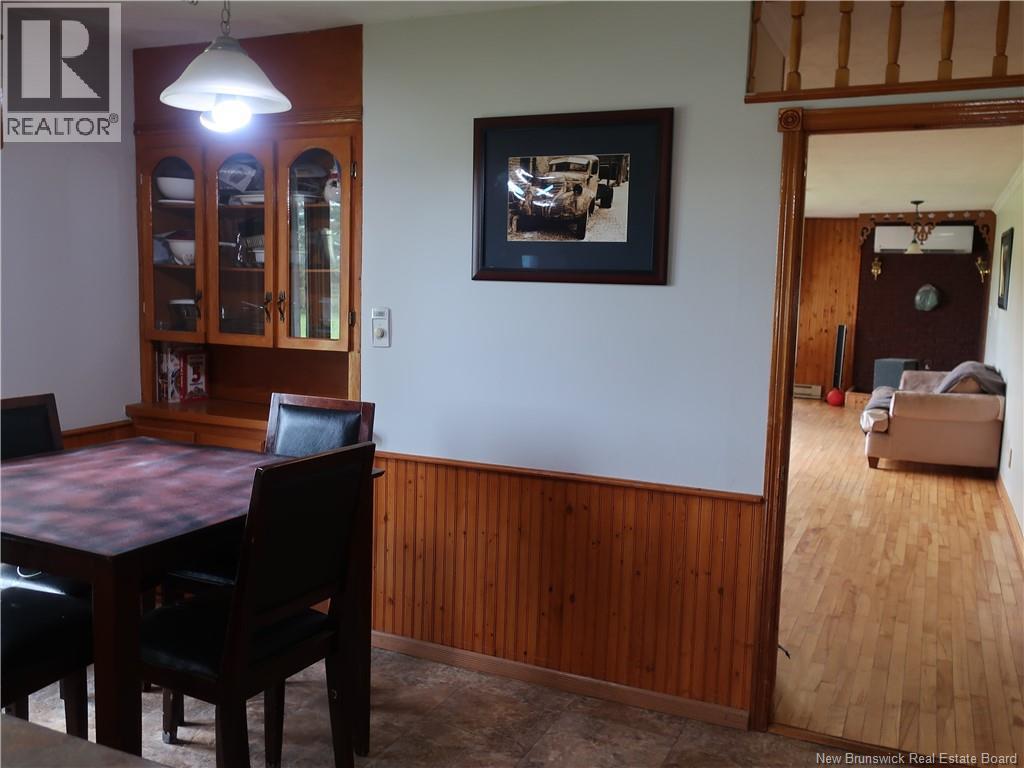 21 Burnside Road Property Photo 8