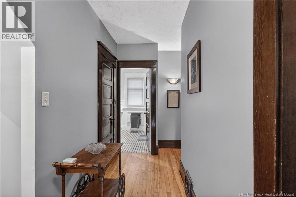 425 Lutz Street Property Photo 23